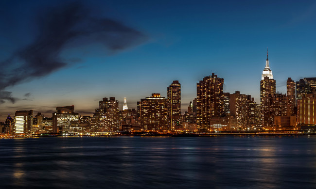Обои картинки фото new, york, города, нью, йорк, сша, ночь, огни, здания, река