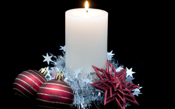 Картинка праздничные новогодние+свечи мишура свеча шарики