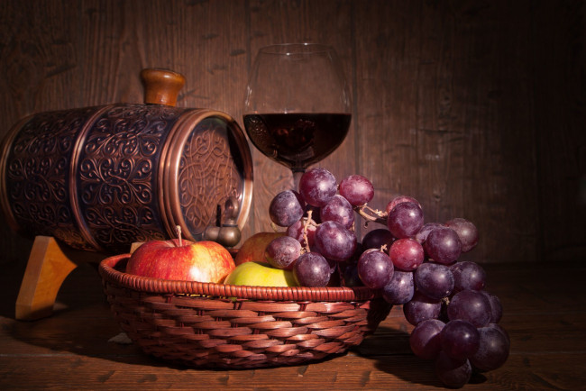 Обои картинки фото еда, разное, виноград, яблоки, вино