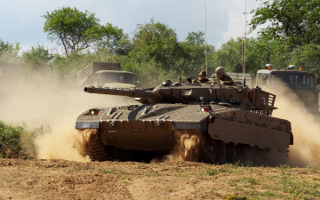 Картинка техника военная танк машины пыль