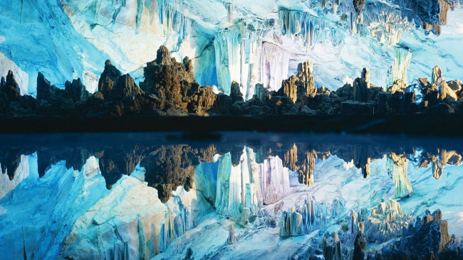 Обои картинки фото природа, реки, озера, пещера, озеро, лёд, камни