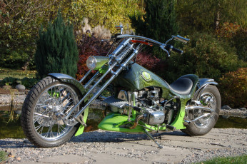 Картинка мотоциклы customs green motorcycle wood