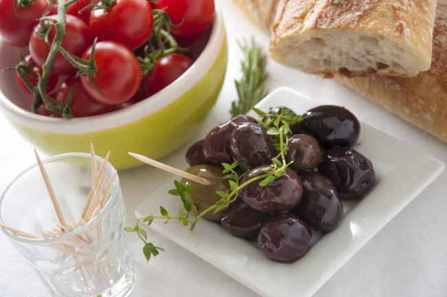Обои картинки фото еда, разное, оливки