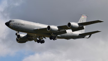 обоя boeing kc-135t, авиация, военно-транспортные самолёты, заправщик, танкер