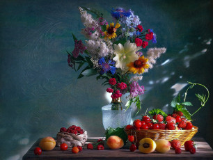 Картинка еда фрукты +ягоды букет цветы малина клубника вишни абрикосы