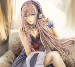 Картинка аниме vocaloid девушка наушники диван megurine luka