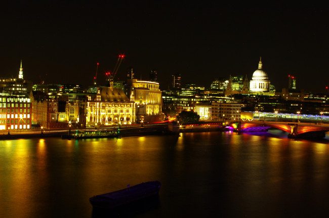 Обои картинки фото города, лондон , великобритания, ночь, дома, река, лондон, огни