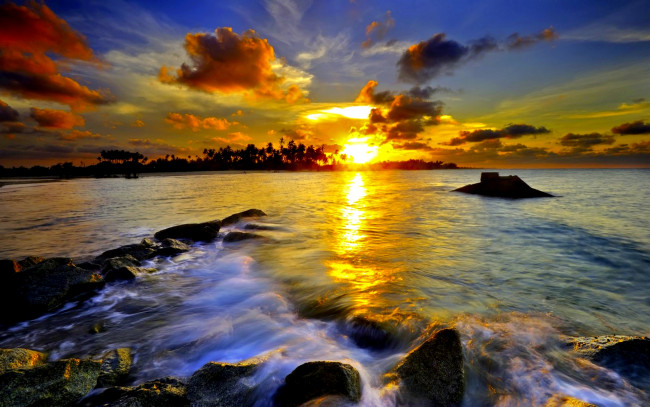 Обои картинки фото природа, восходы, закаты, океан, остров, пальмы, тучи, закат