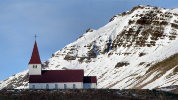 Картинка города -+католические+соборы +костелы +аббатства зима церковь горы исландия