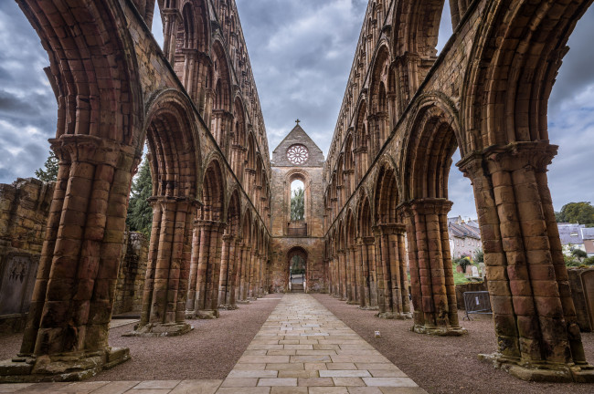 Обои картинки фото jedburgh abbey, города, - католические соборы,  костелы,  аббатства, аббатство