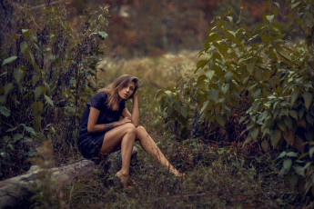 Картинка девушка+в+лесу девушки -unsort+ брюнетки +шатенки девушка лес