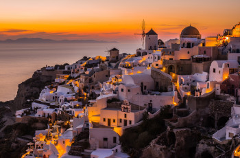 Картинка города -+огни+ночного+города город закат дома вечер греция