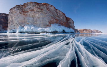 Картинка природа айсберги+и+ледники лед озеро скала зима байкал