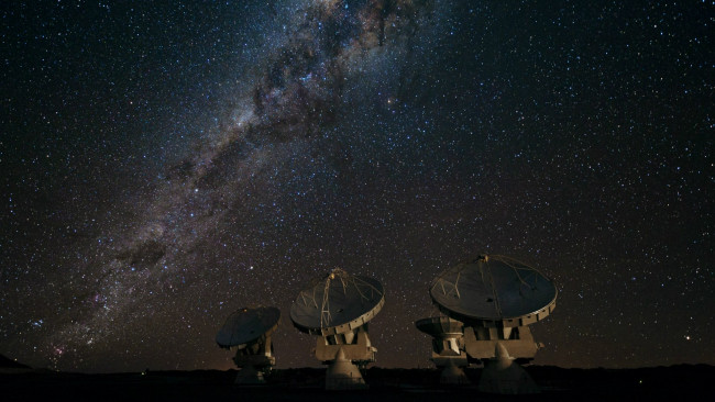 Обои картинки фото млечный, путь, космос, галактики, туманности, красота, радиотелескопы, бездна, галактика