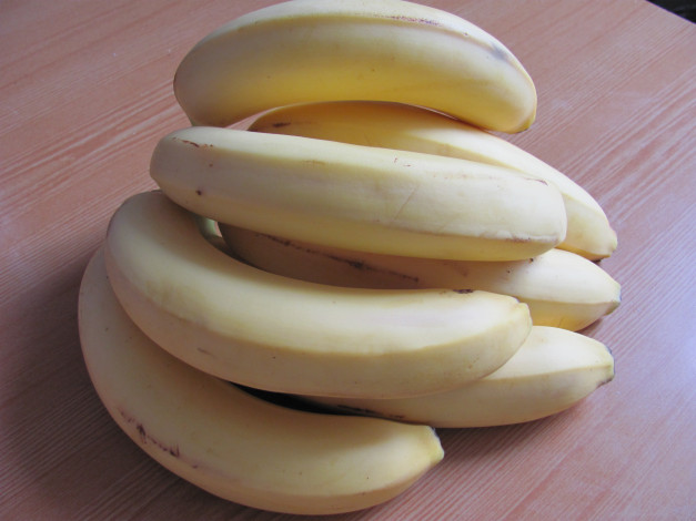 Обои картинки фото еда, бананы, связка