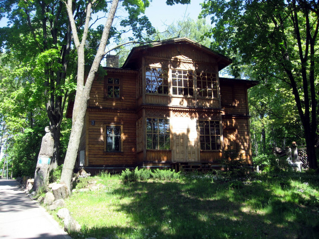 Обои картинки фото латвия, jurmala, разное, сооружения, постройки, дом, лес