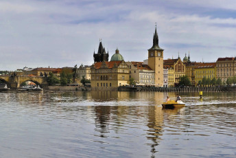 Картинка города прага+ Чехия река