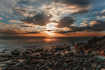 Картинка природа побережье камни море облака