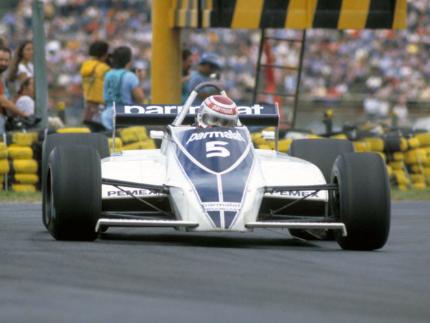 Обои картинки фото nelson, piquet, 4th, win, of, gp, brabham, bt49c, argentina, buenos, aires, circuit, april, 12th, 1981, спорт, формула