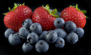 Картинка еда фрукты +ягоды ягоды клубника голубика