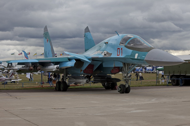 Обои картинки фото sukhoi, su, 34, авиация, боевые, самолёты, макс, авиасалон