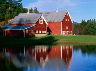 Картинка twin barns reflecting in pond at sunset vermont города