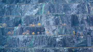 Картинка природа горы осень деревья скалы