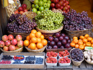 Картинка еда фрукты +ягоды прилавок