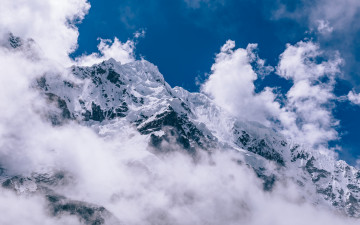 Картинка природа горы облака вершина