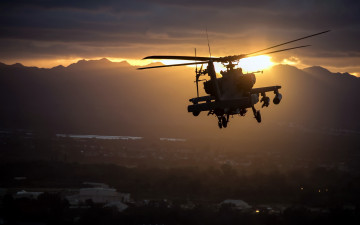 обоя mcdonnell douglas ah-64 apache, авиация, вертолёты, ударный, вертолет, американский, военные, вертолеты, закат, ввс, сша, небо