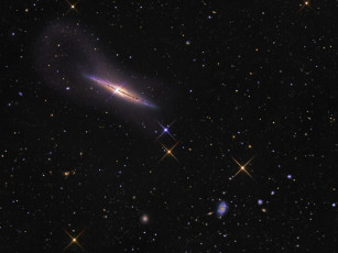 Картинка ngc 4013 космос галактики туманности