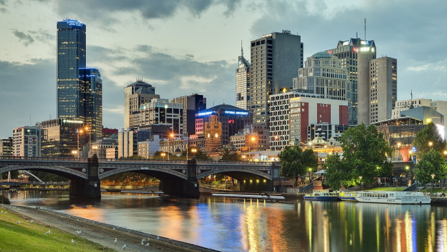 Обои картинки фото melbourne,  australia, города, - мосты, australia, здания, yarra, river, princes, bridge, мельбурн, австралия, река, Ярра, мост, набережная