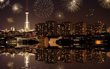 Картинка разное салюты +фейерверки города здания огни полночь фейерверки новый год