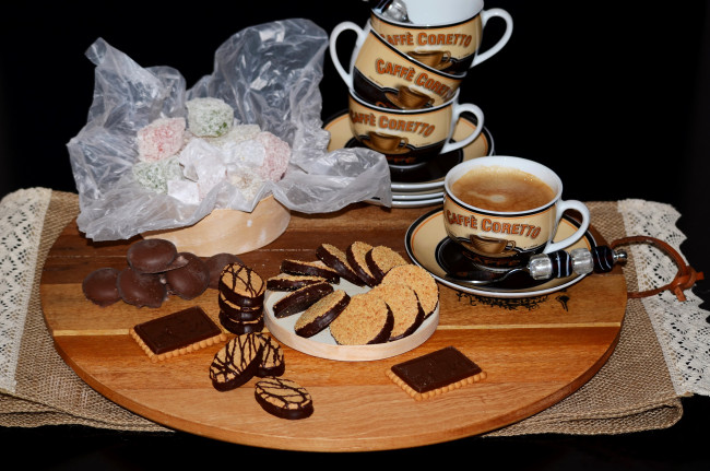 Обои картинки фото еда, пирожные,  кексы,  печенье, чашка, сладости, кофе, печенье, пирожное