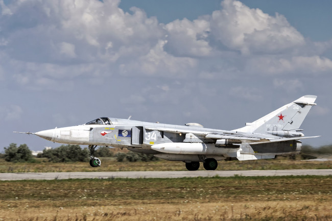 Обои картинки фото su-24mr, авиация, боевые самолёты, ввс, россия