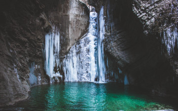Картинка природа водопады пещера