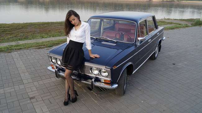Обои картинки фото автомобили, -авто с девушками, лада, 2103
