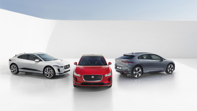 Обои картинки фото jaguar i-pace 2019, автомобили, jaguar, i-pace, 2019, cars, красный, белый, серый