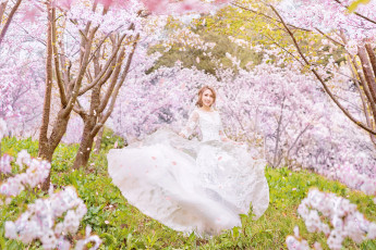 Картинка девушки -+невесты девушка сад цветы природа невеста