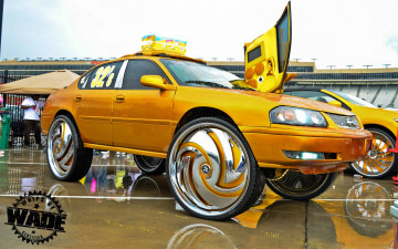 Картинка автомобили выставки+и+уличные+фото impala