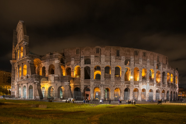 Обои картинки фото rome- colis&, 233, e by night, города, рим,  ватикан , италия, античность