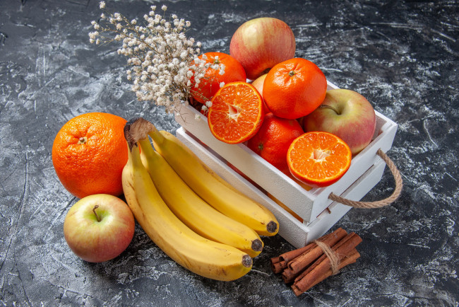 Обои картинки фото еда, фрукты,  ягоды, апельсины, яблоки, бананы, корица