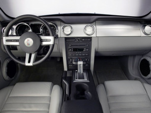 Картинка ford mustang 2004 автомобили интерьеры