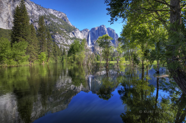 Обои картинки фото природа, реки, озера, отражение, деревья, вода, горы