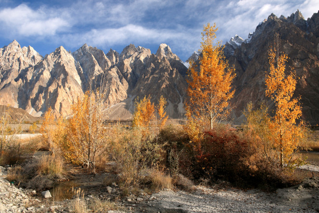 Обои картинки фото природа, горы, северный, пакистан, осень