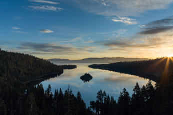 Картинка lake tahoe природа реки озера озеро тахо лес горы восход утро пейзаж