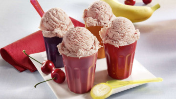 Картинка еда мороженое +десерты банан вишни стаканчики