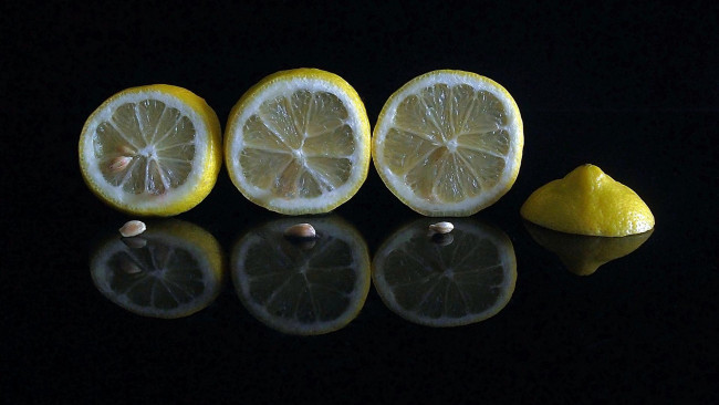 Обои картинки фото еда, цитрусы, лимон, дольки