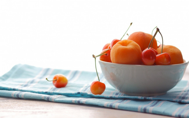 Обои картинки фото еда, фрукты,  ягоды, черешня, абрикосы