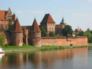 Картинка города дворцы замки крепости malbork+castle poland